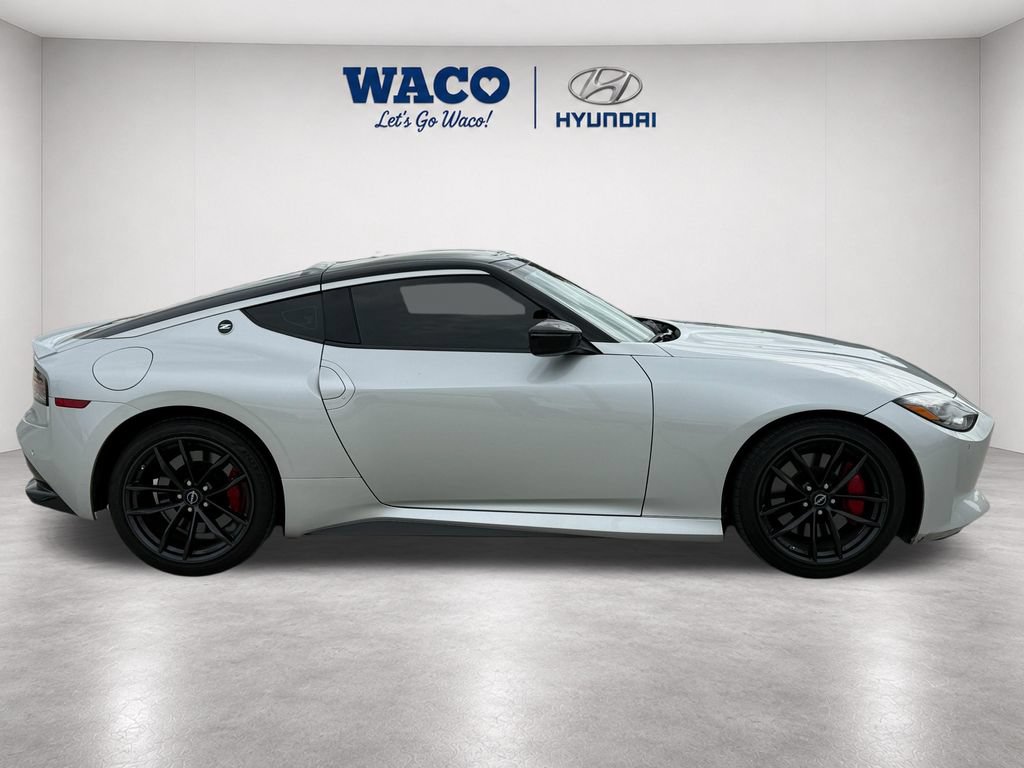 Used 2024 Nissan Z Performance w/ Floor Mat Package RWD image 9