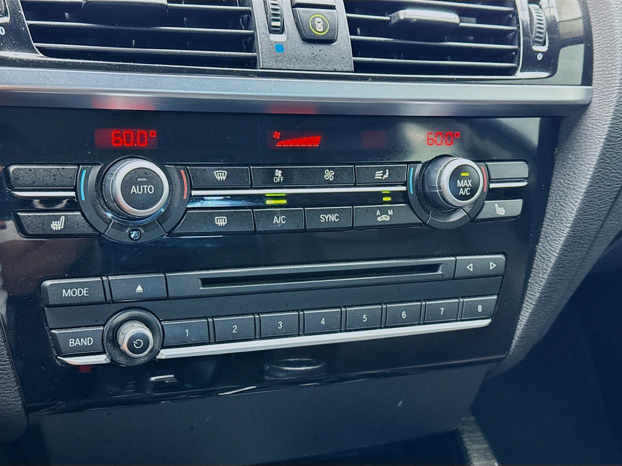 Used 2016 BMW X3 xDrive28d image 12