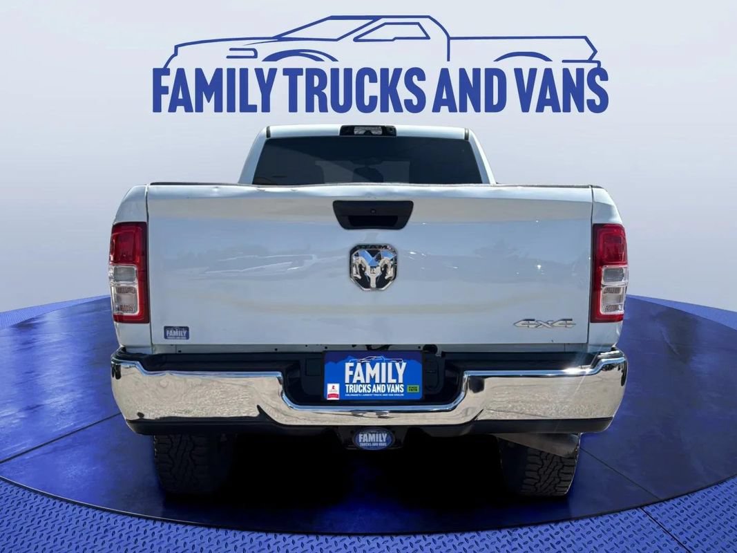 Used 2023 RAM 2500 Tradesman w/ Chrome Appearance Group AWD/4WD image 4