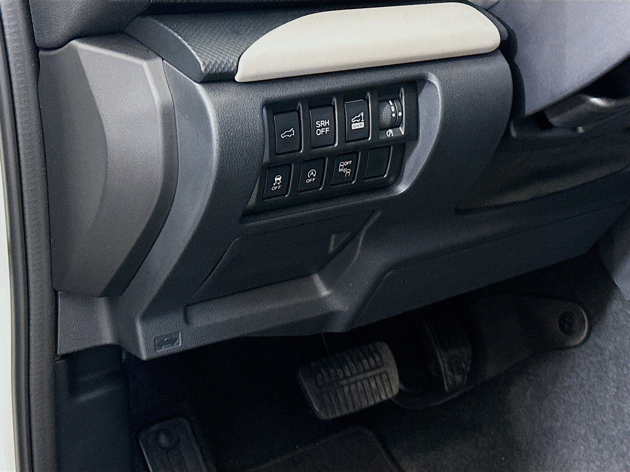 Used 2023 Subaru Forester Limited AWD/4WD image 16