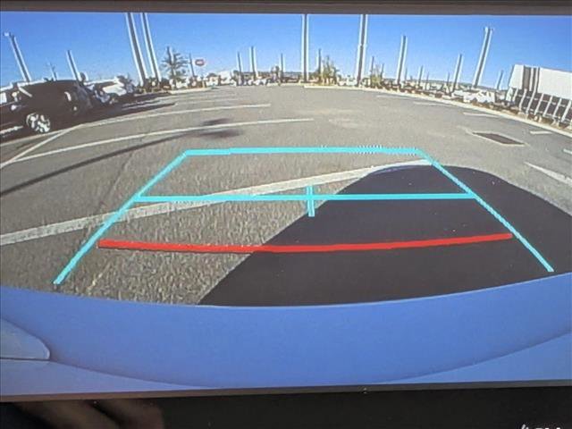 Used 2022 Toyota Prius LE image 13