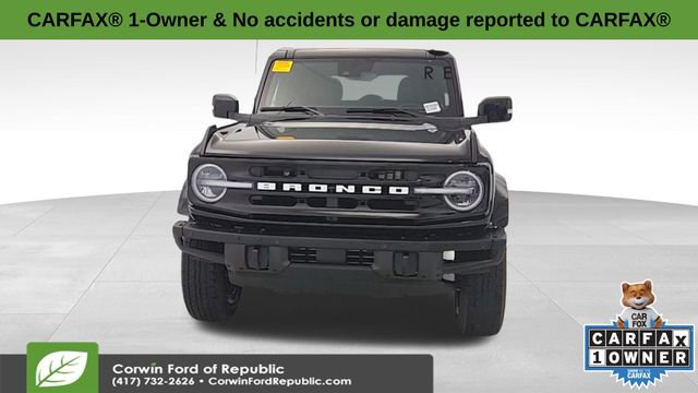 Used 2024 Ford Bronco Outer Banks image 2