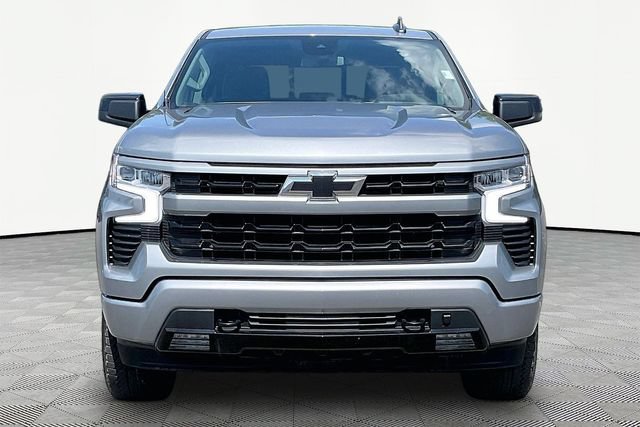 Used 2024 Chevrolet Silverado 1500 RST w/ Convenience Package II AWD/4WD image 2