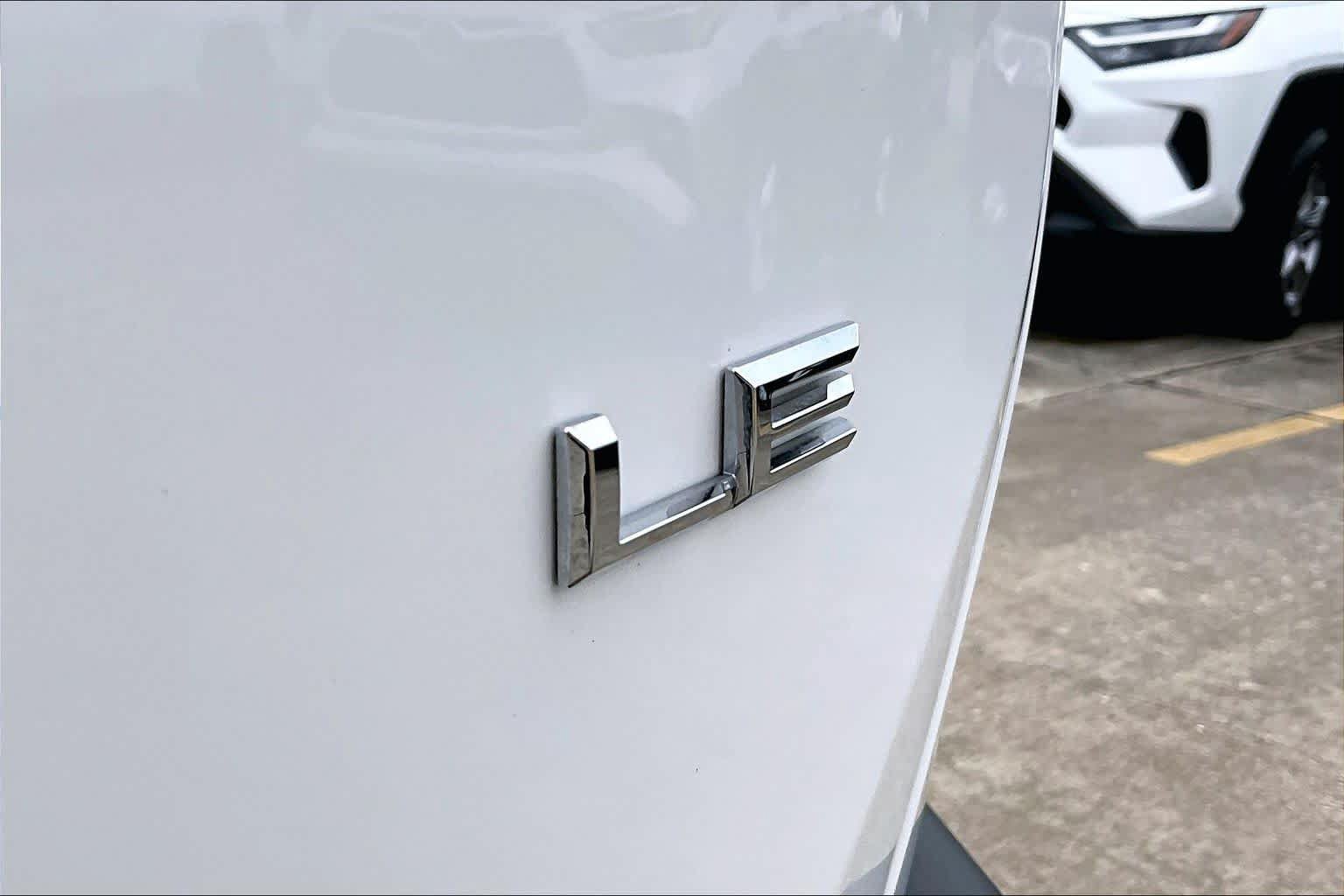 Used 2026 Toyota RAV4 LE FWD image 10