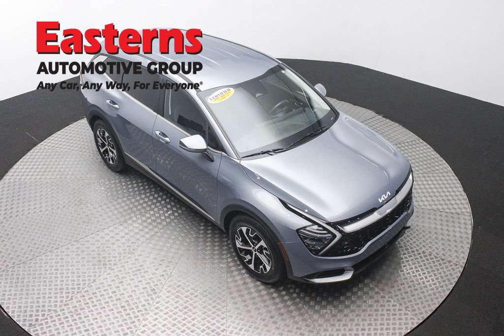 Used 2025 Kia Sportage EX FWD image 3
