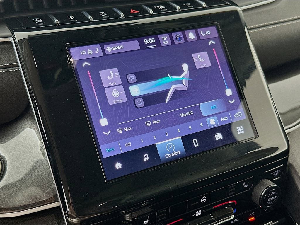 Certified 2023 Jeep Grand Cherokee Laredo w/ Luxury Tech Group I AWD/4WD image 25