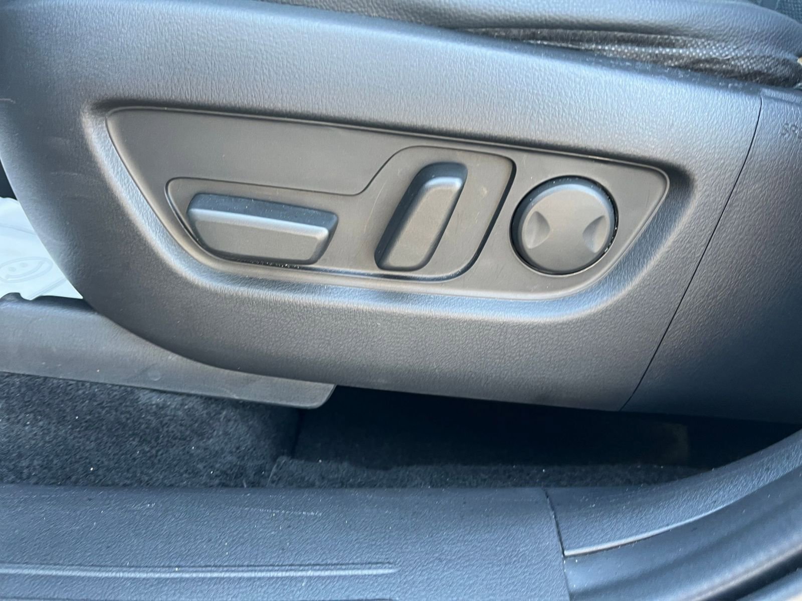 Used 2025 MAZDA CX-70 3.3 Turbo w/ Preferred Package image 21