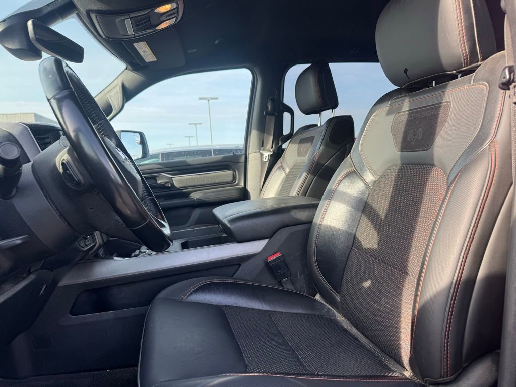 Used 2022 RAM 1500 Big Horn w/ Built-to-serve Edition image 4