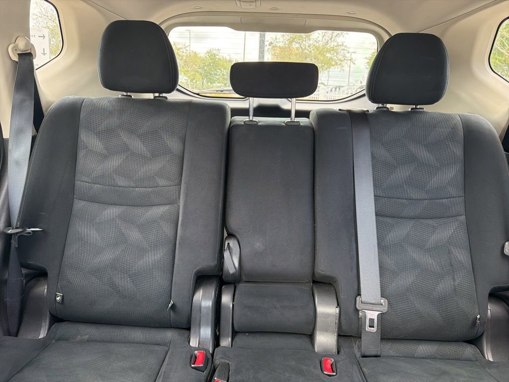 Used 2016 Nissan Rogue S image 23