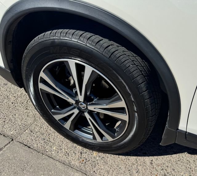 Used 2020 Nissan Rogue SV w/ Sun & Sound Touring Package image 26