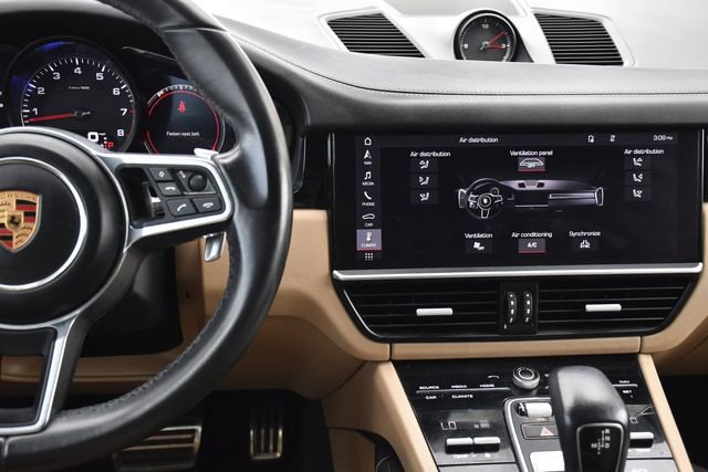 Used 2019 Porsche Cayenne S w/ Premium Plus Package AWD/4WD image 11