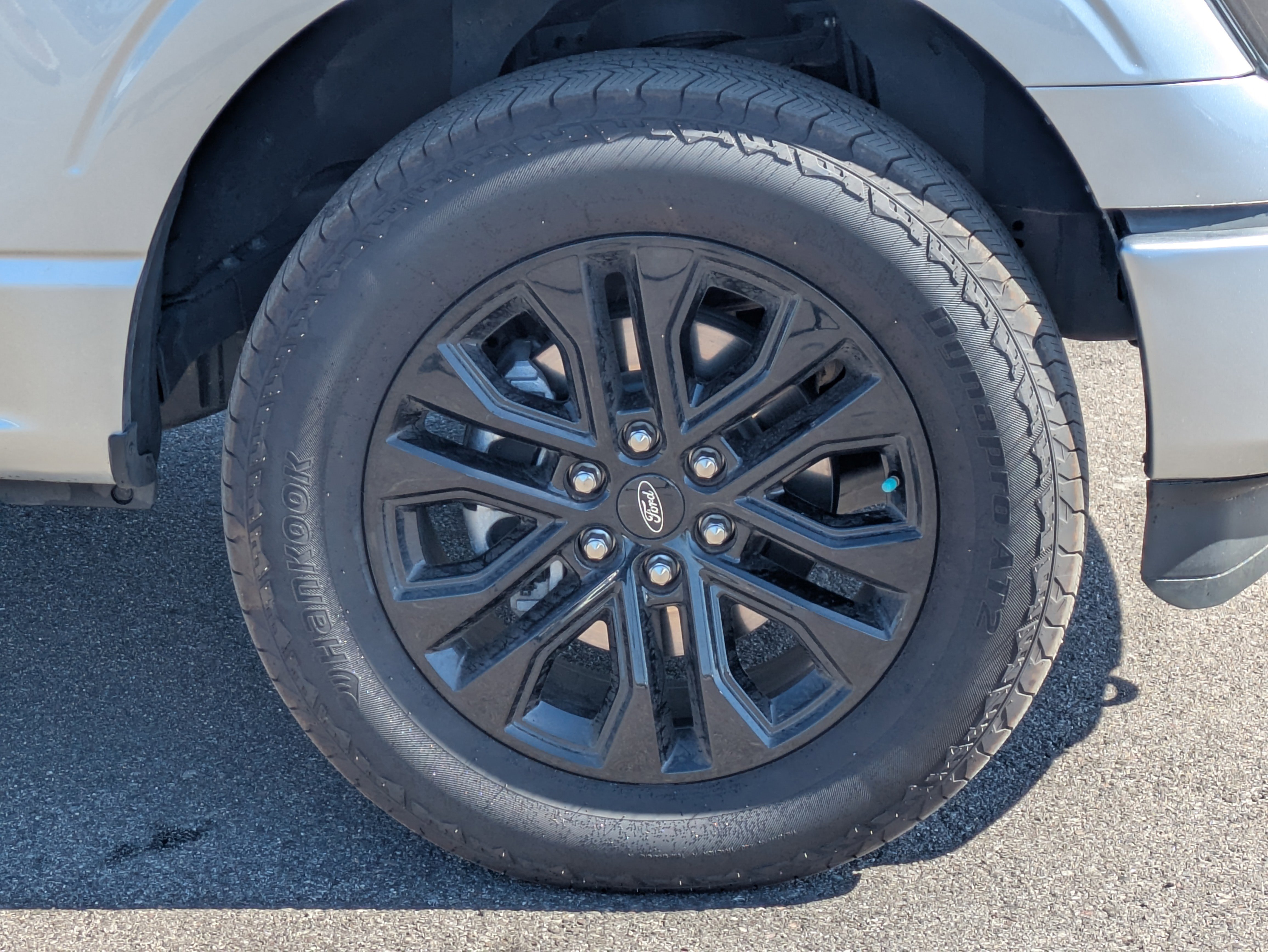 Used 2024 Ford F150 Lariat AWD/4WD image 11