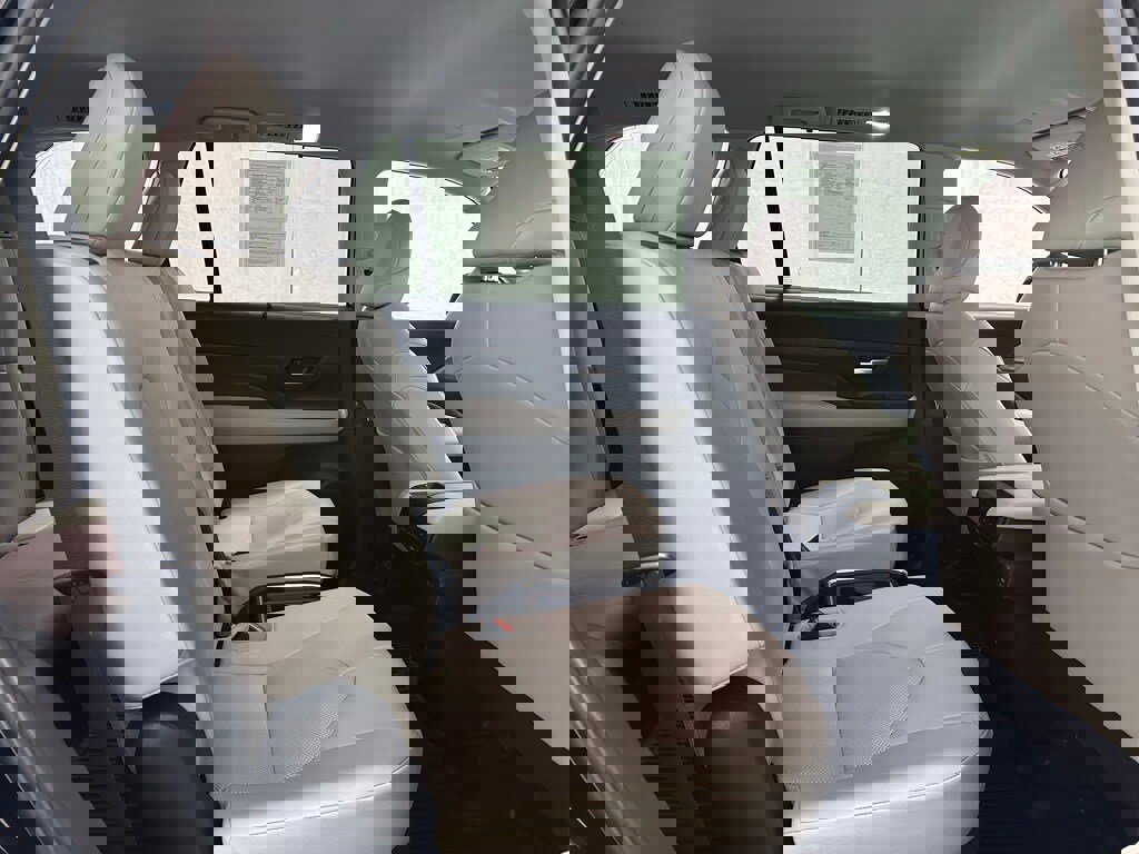 Used 2025 Toyota Grand Highlander AWD image 60