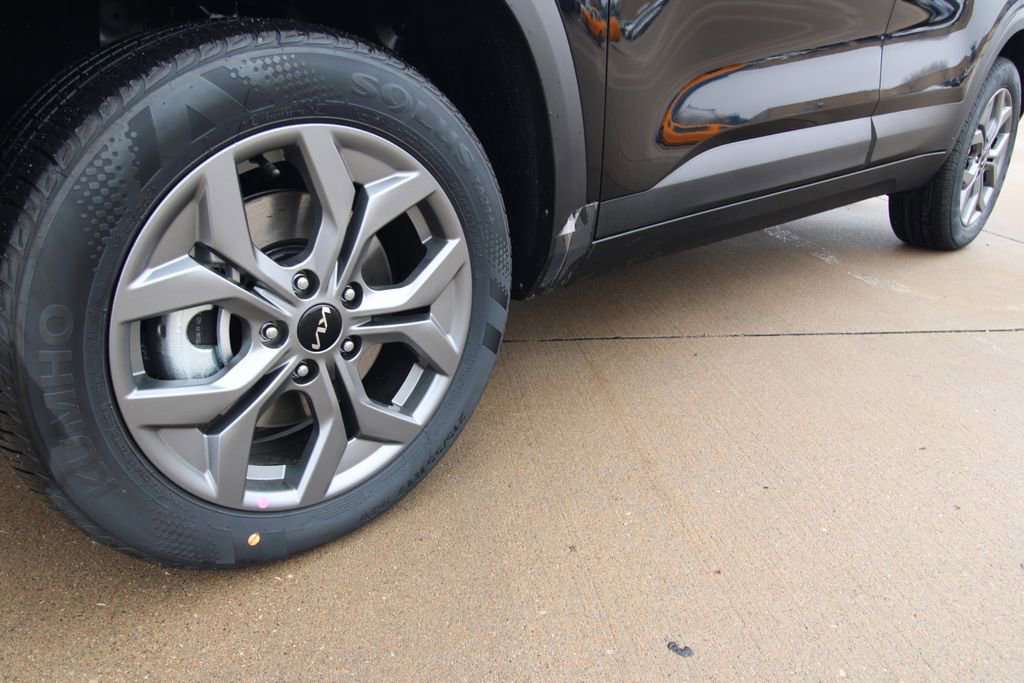 New 2026 Kia Seltos LX image 10