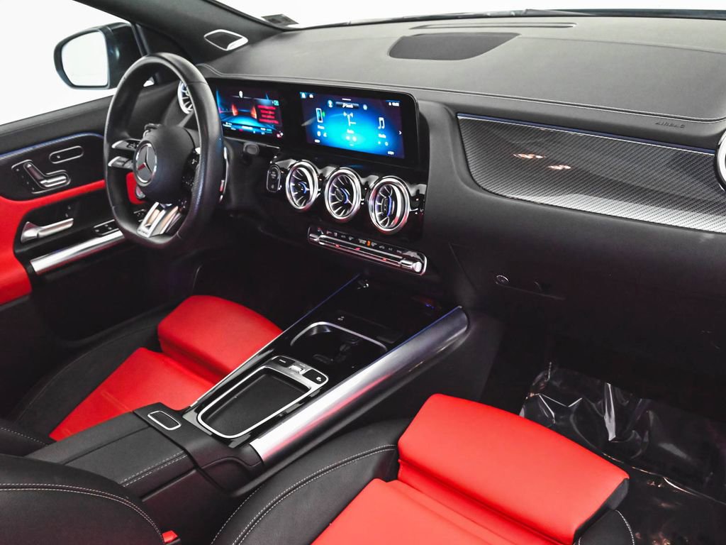 Used 2024 Mercedes-Benz GLA 35 AMG 4MATIC image 41