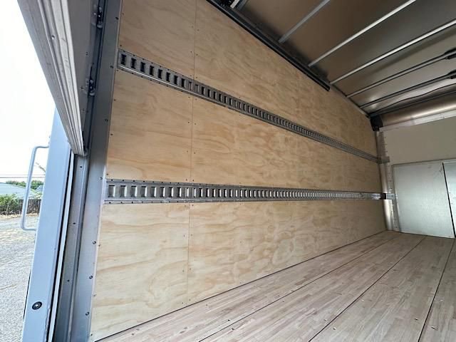 New 2024 Ford E-450 and Econoline 450 Super Duty w/ Power Windows & Locks Group image 23