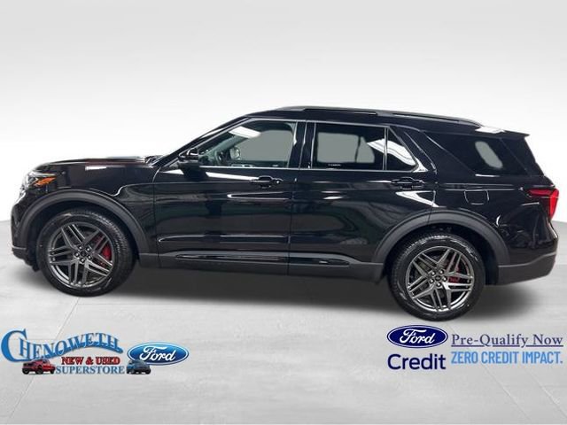 New 2026 Ford Explorer ST image 2