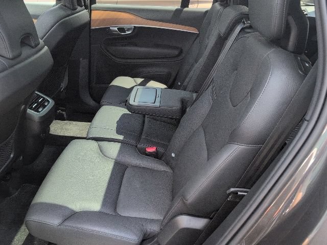 Used 2024 Volvo XC90 B6 Plus w/ Protection Package Premier AWD/4WD image 18