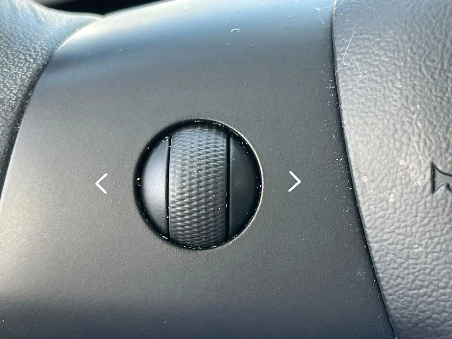 Used 2019 Tesla Model 3 Standard Range Plus image 30