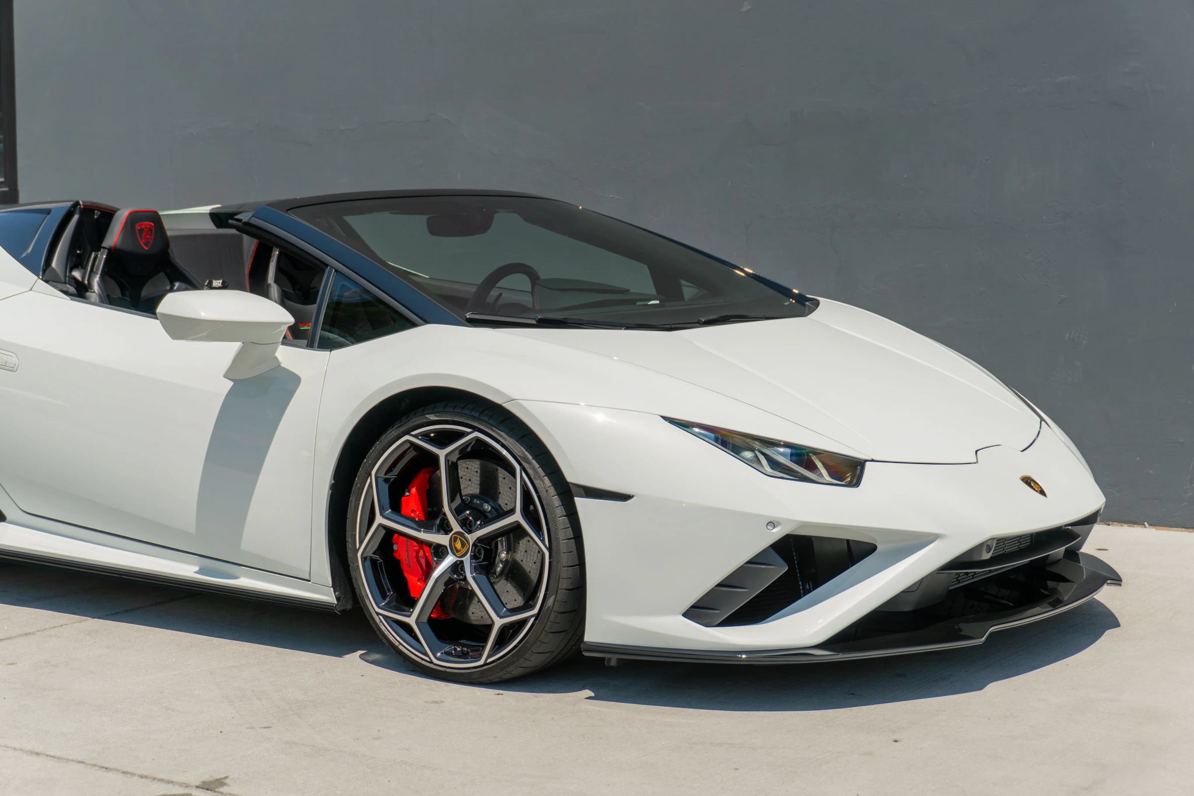 Used 2023 Lamborghini Huracan EVO RWD image 46
