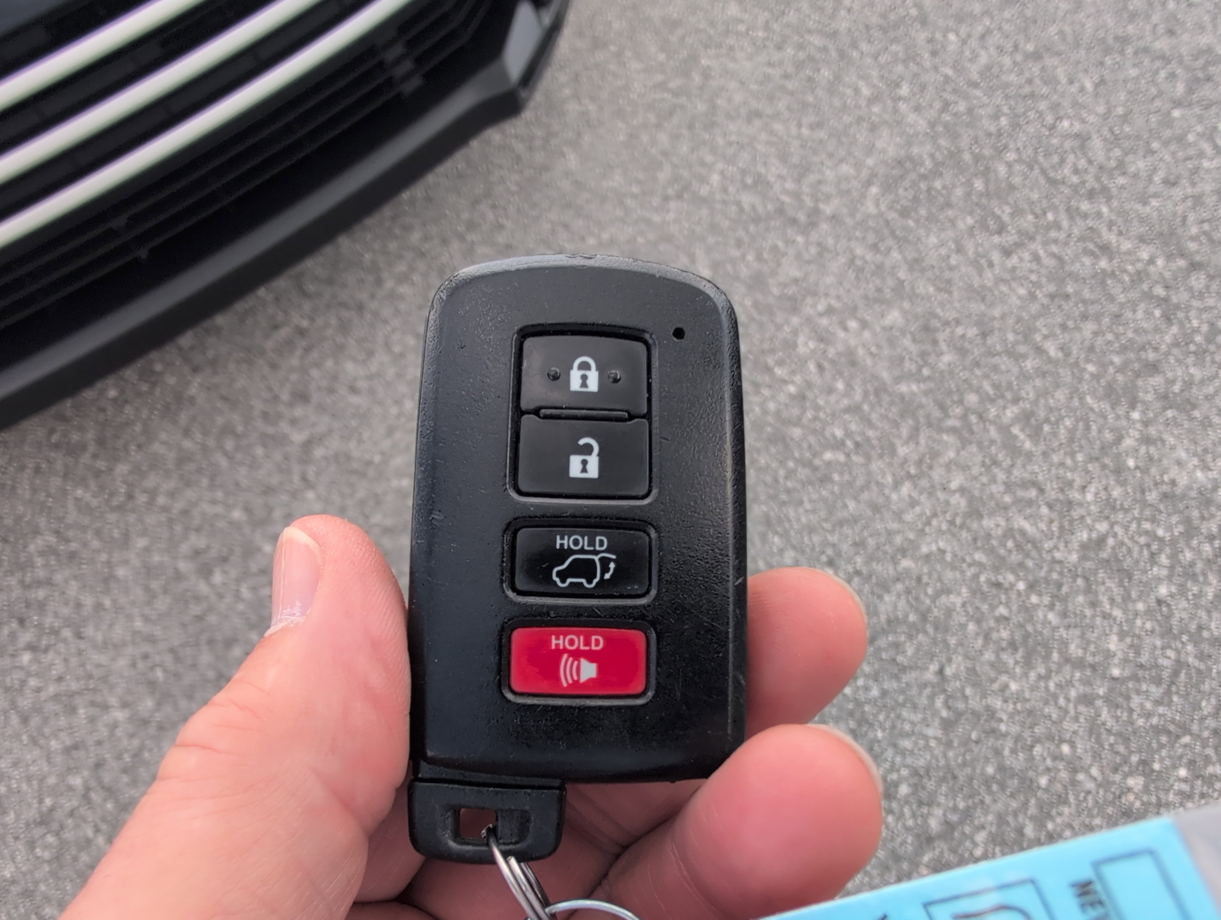 Used 2018 Toyota Highlander XLE image 12