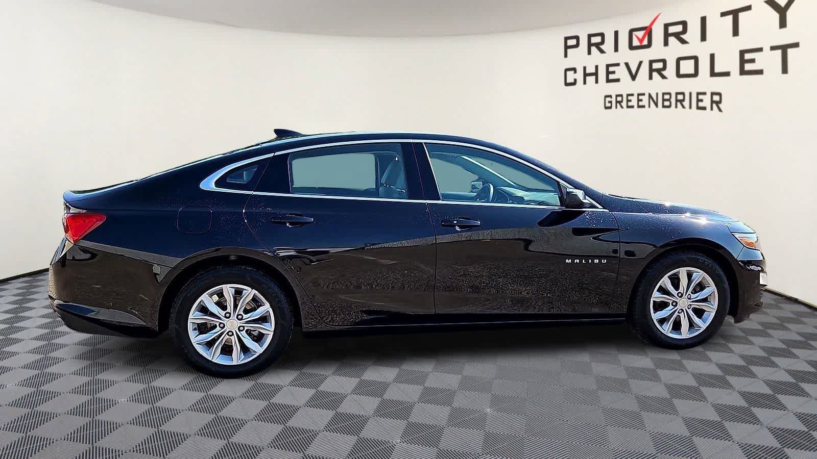 Used 2023 Chevrolet Malibu LT FWD image 9
