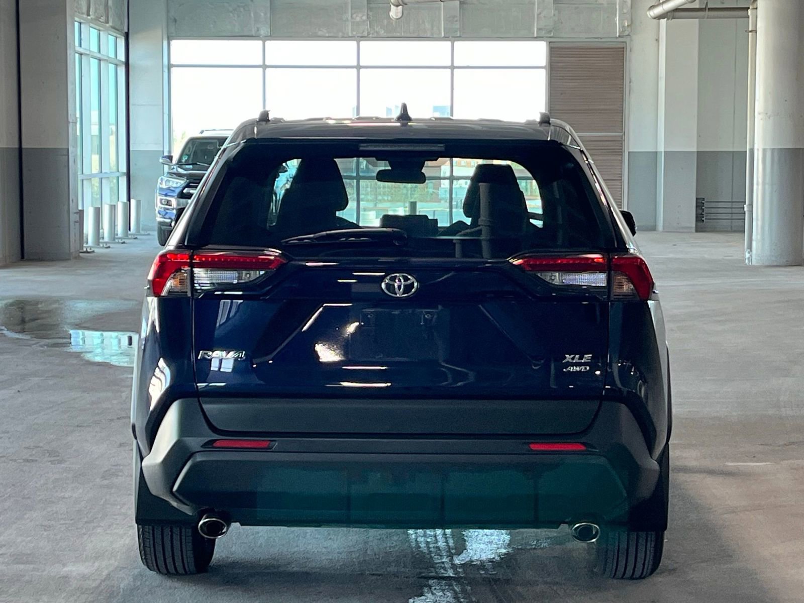 Used 2020 Toyota RAV4 XLE w/ All Weather Liner Package image 9