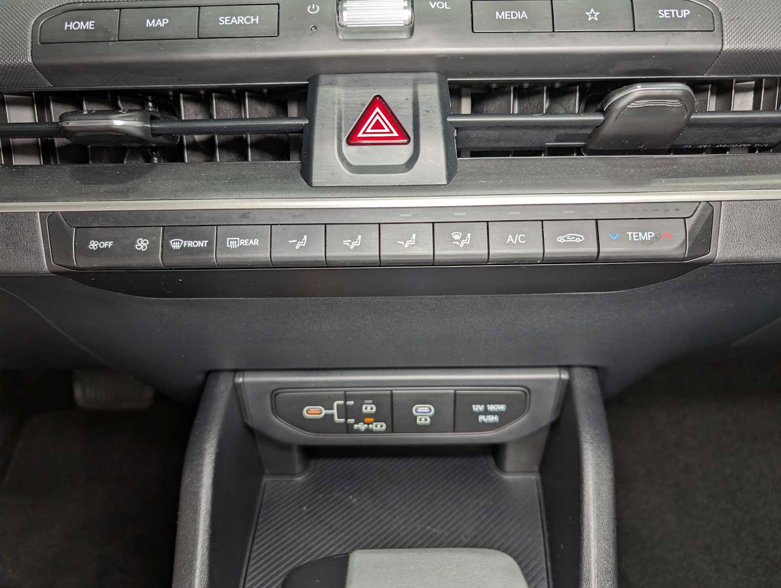 Certified 2025 Kia K4 FWD image 29