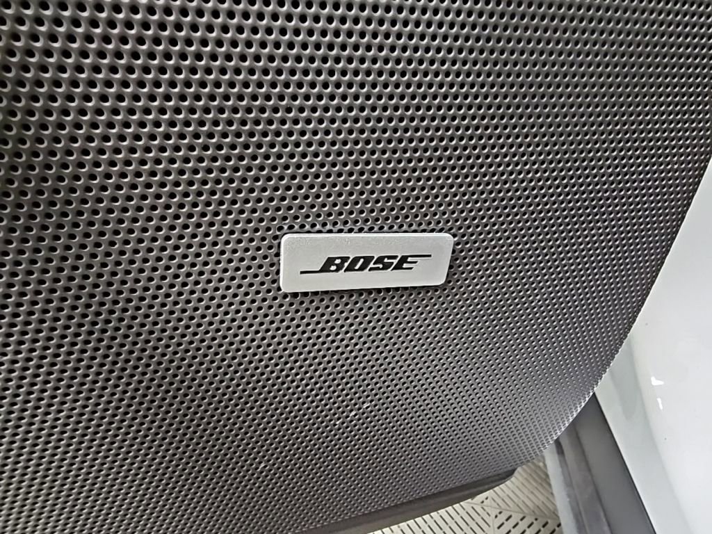 Used 2023 Cadillac XT6 Luxury image 30