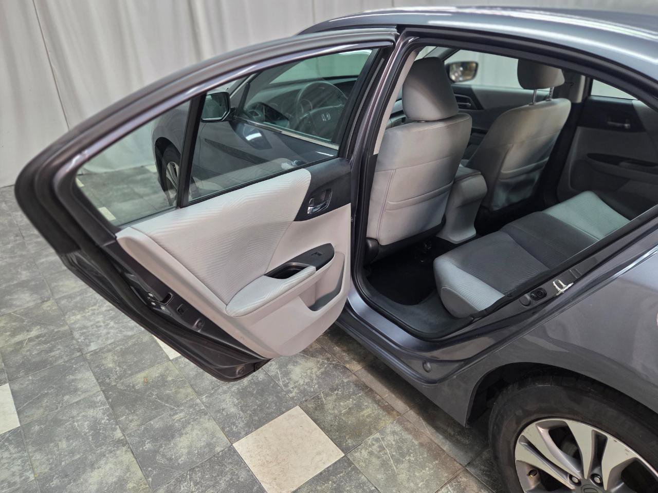 Used 2015 Honda Accord LX image 11
