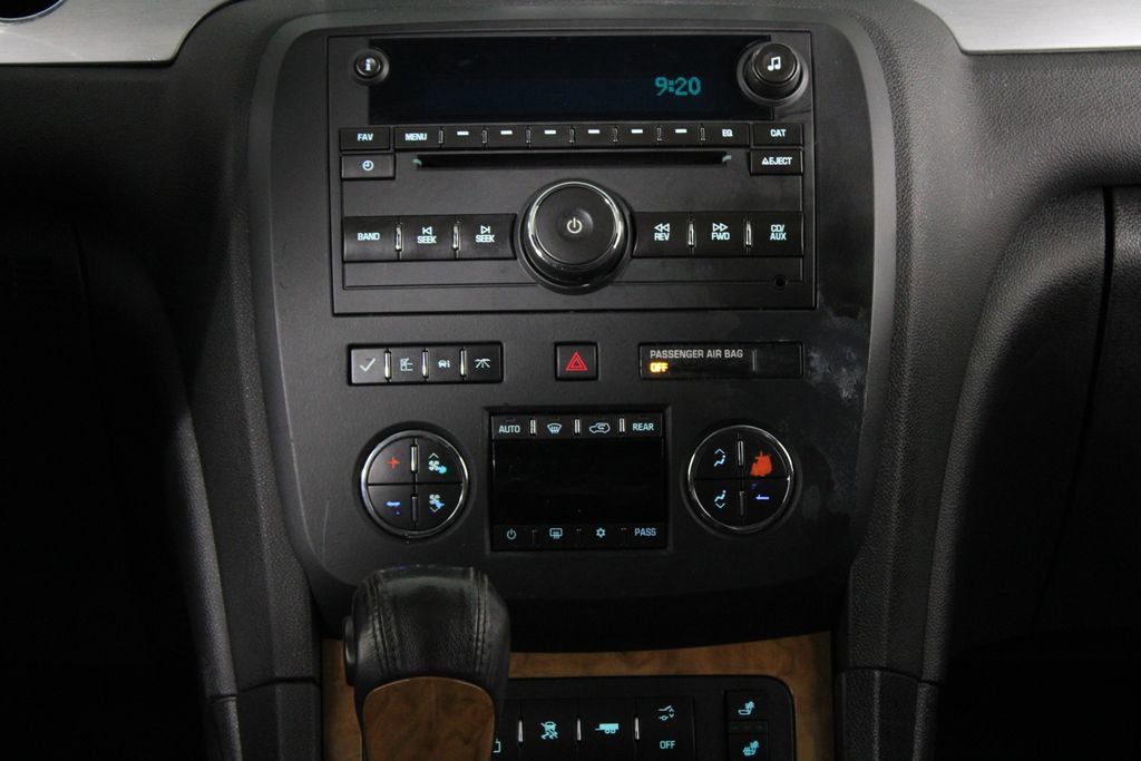 Used 2010 Buick Enclave CXL w/ Trailering Provision Package image 25