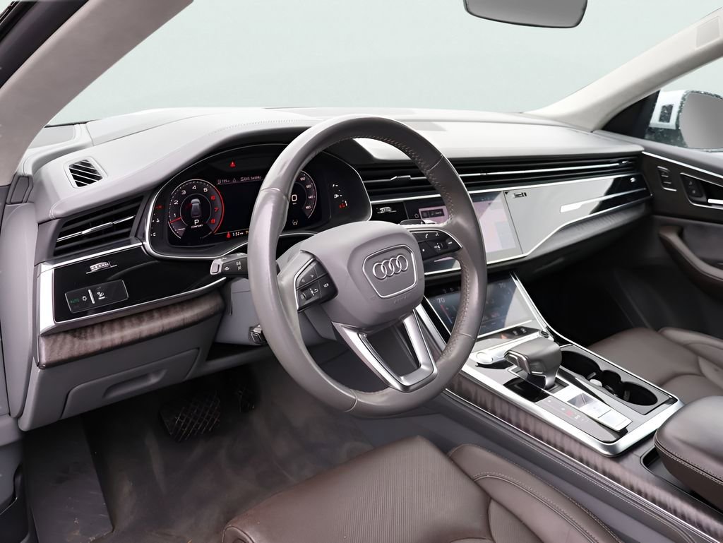 Used 2019 Audi Q8 Prestige w/ Luxury Package AWD/4WD image 20