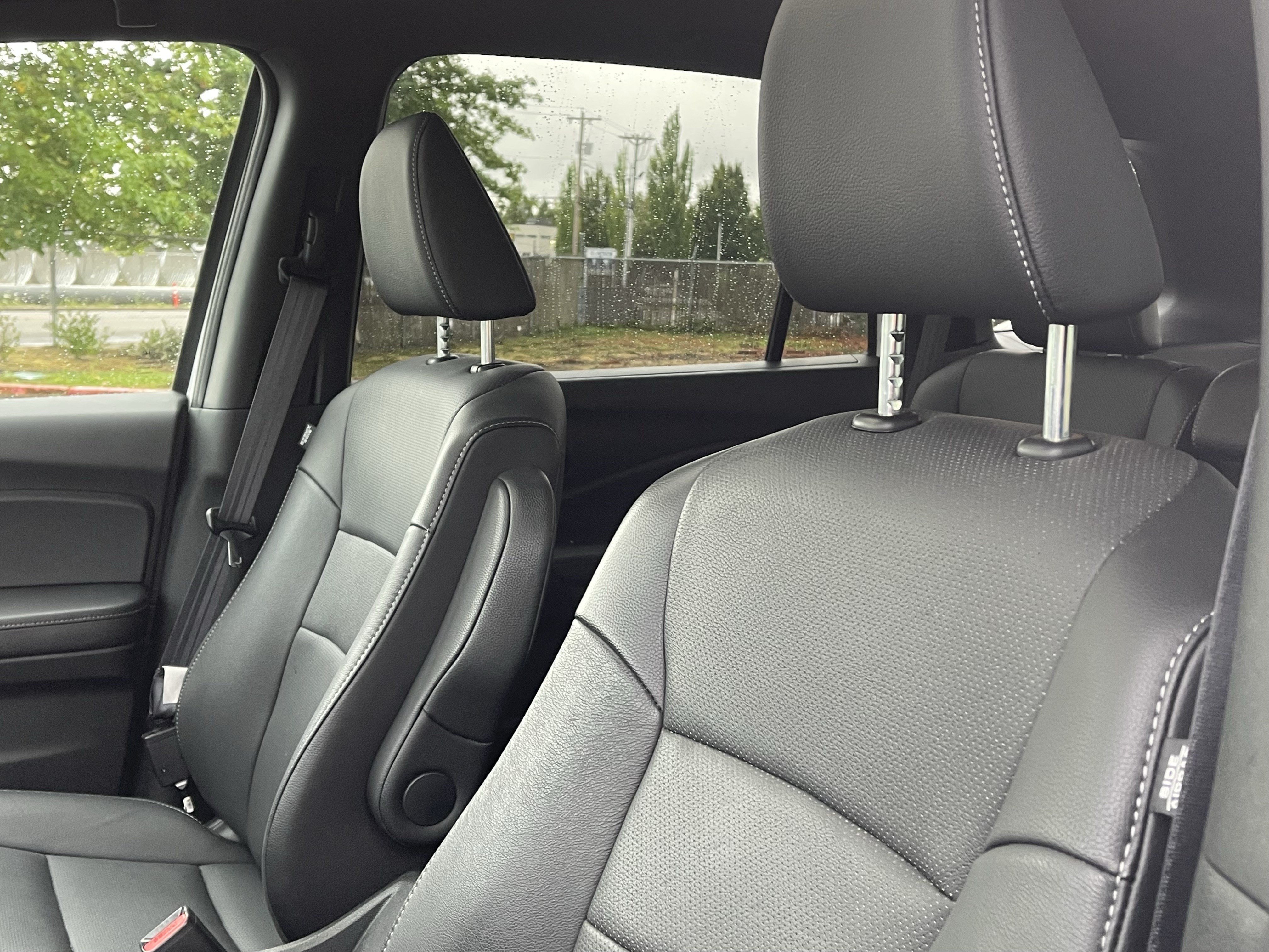 Used 2023 Honda Passport EX-L image 25