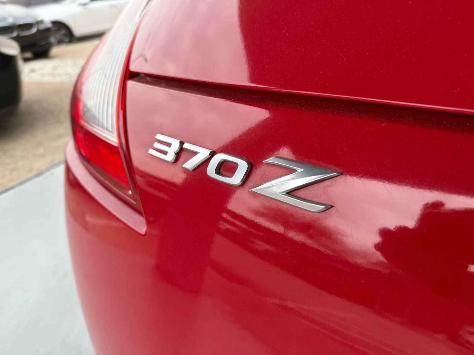 Used 2015 Nissan 370Z Touring Sport image 9