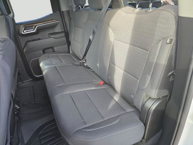 Used 2022 GMC Sierra 1500 SLE w/ X31 Off-Road Package AWD/4WD image 23