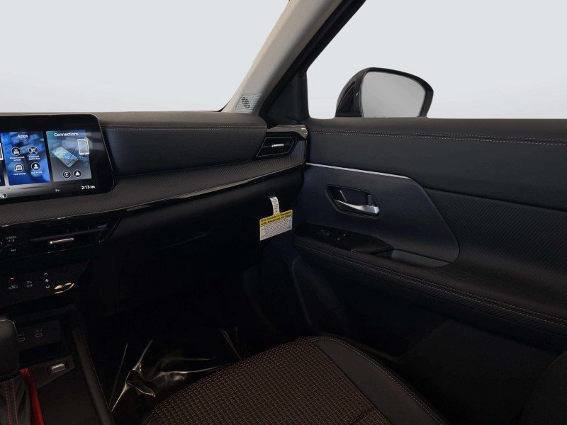 New 2026 Nissan Kicks SR FWD image 21