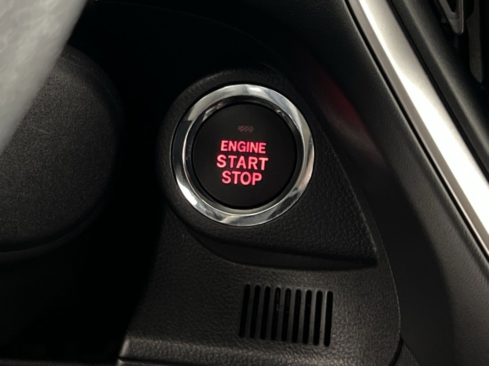 Used 2024 Subaru Impreza 2.0i Sport image 30