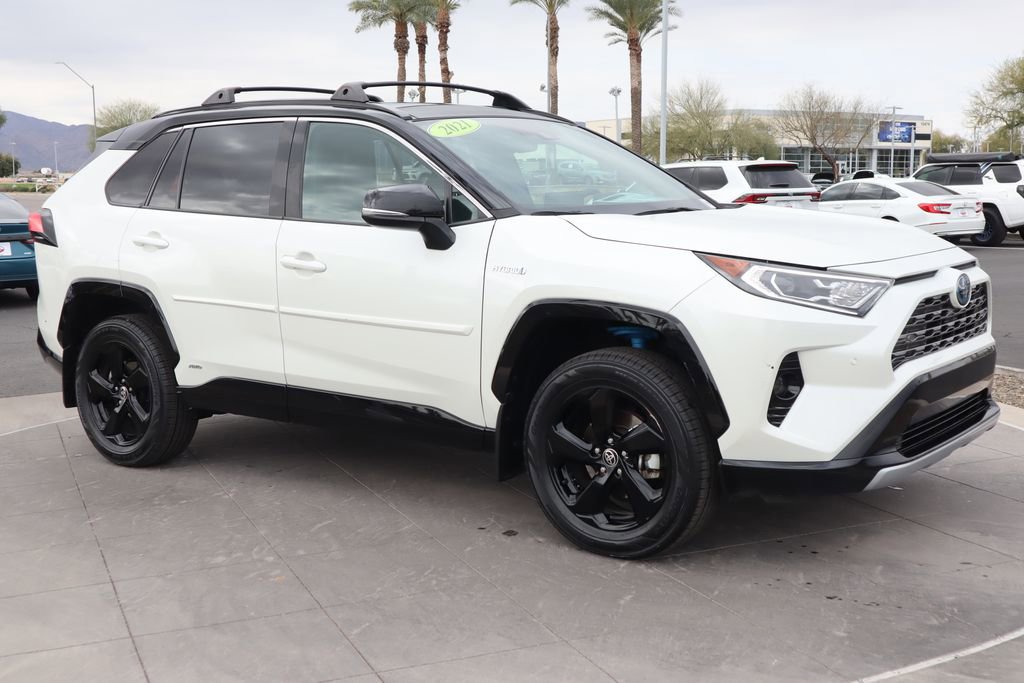Used 2021 Toyota RAV4 XSE image 3