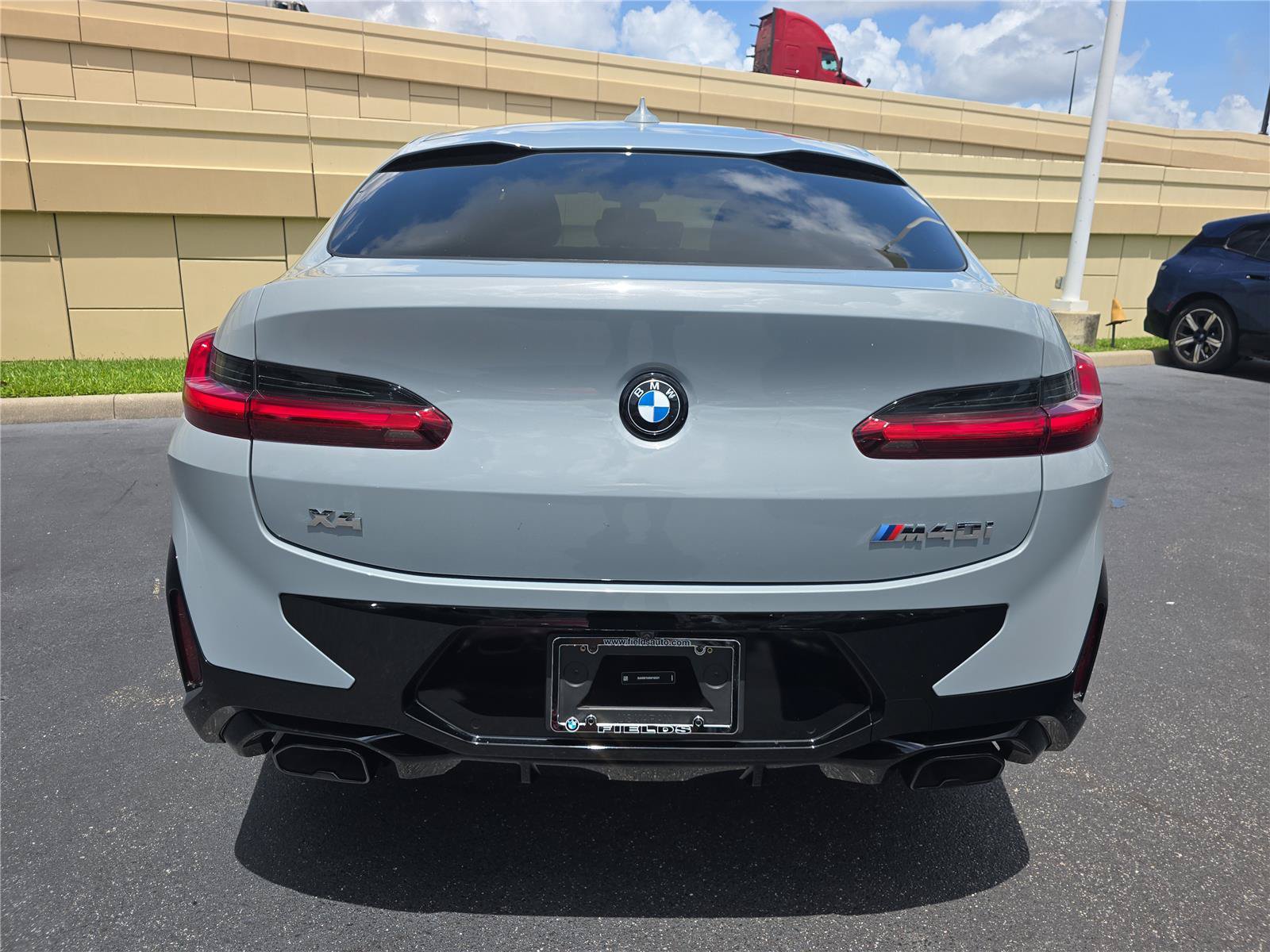 Certified 2024 BMW X4 M40i w/ Shadowloine Package AWD/4WD image 4