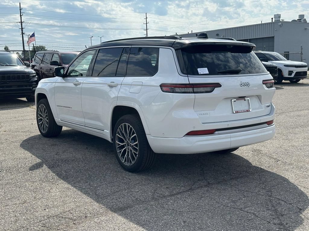 New 2027 Jeep Grand Cherokee L Summit AWD/4WD image 5