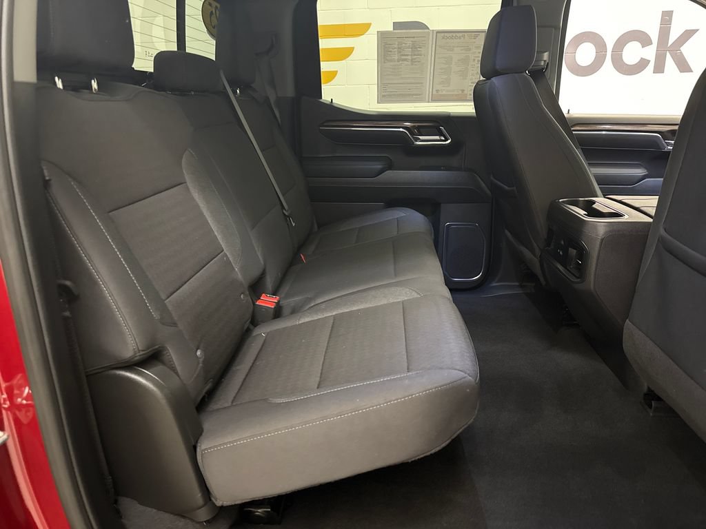 Used 2025 Chevrolet Silverado 1500 LT Trail Boss w/ Convenience Package II AWD/4WD image 26