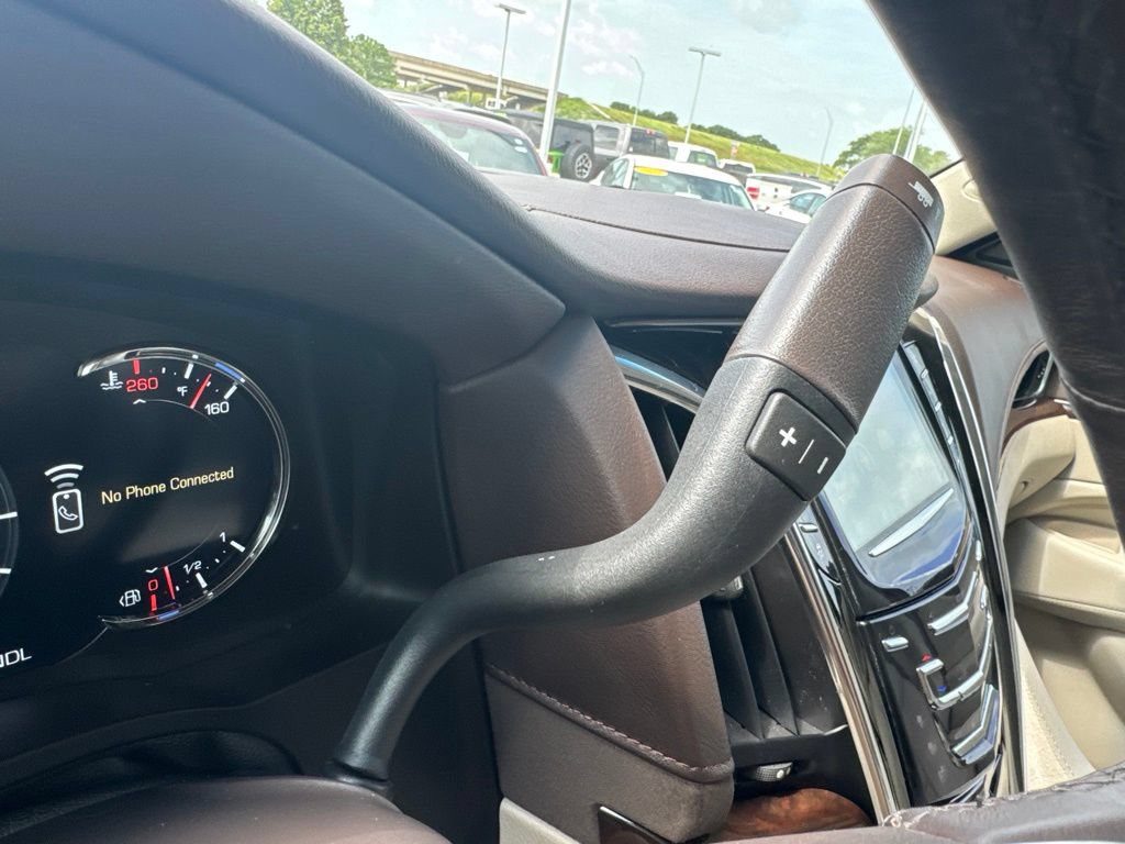 Used 2017 Cadillac Escalade Premium Luxury AWD/4WD image 18
