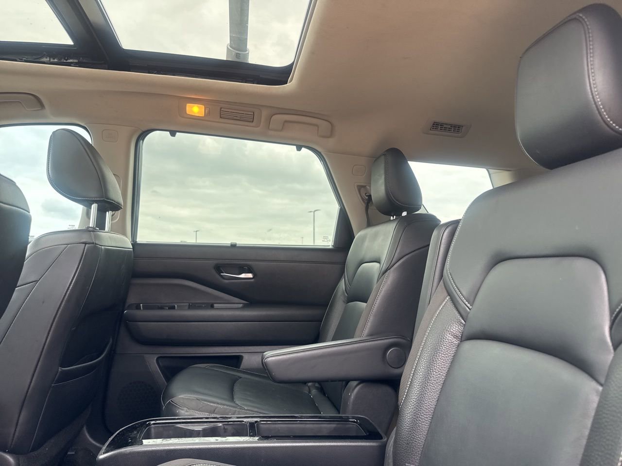 Certified 2022 Nissan Pathfinder SL w/ SL Premium Package image 35