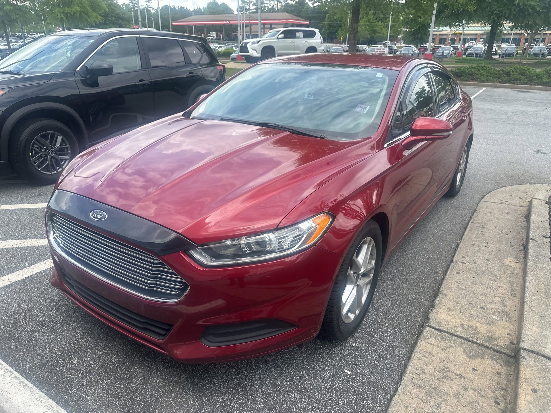 Used 2016 Ford Fusion SE