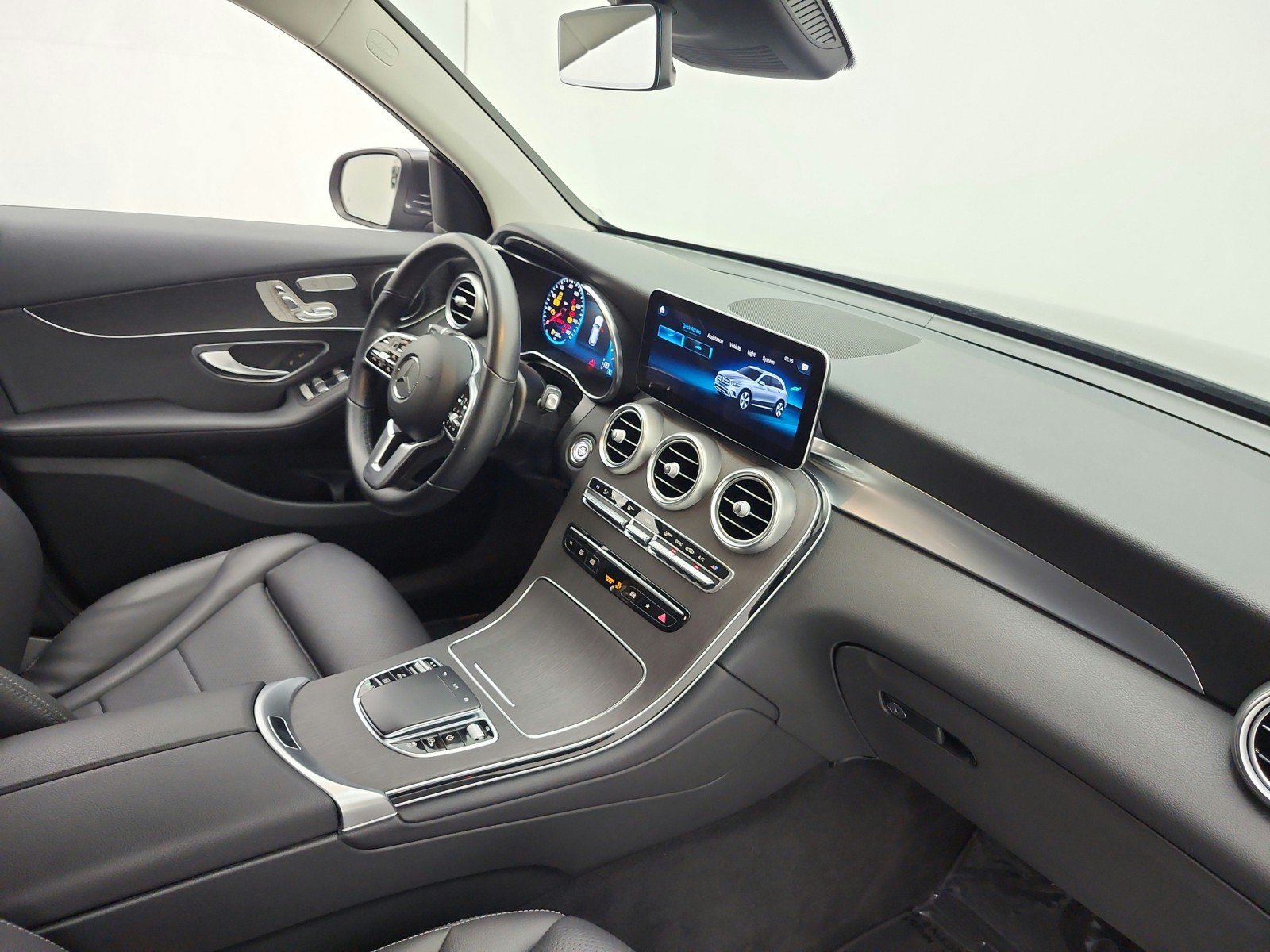 Used 2022 Mercedes-Benz GLC 300 image 18