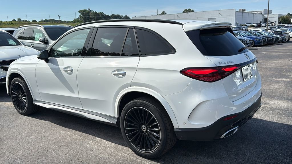 Used 2023 Mercedes-Benz GLC 300 image 6