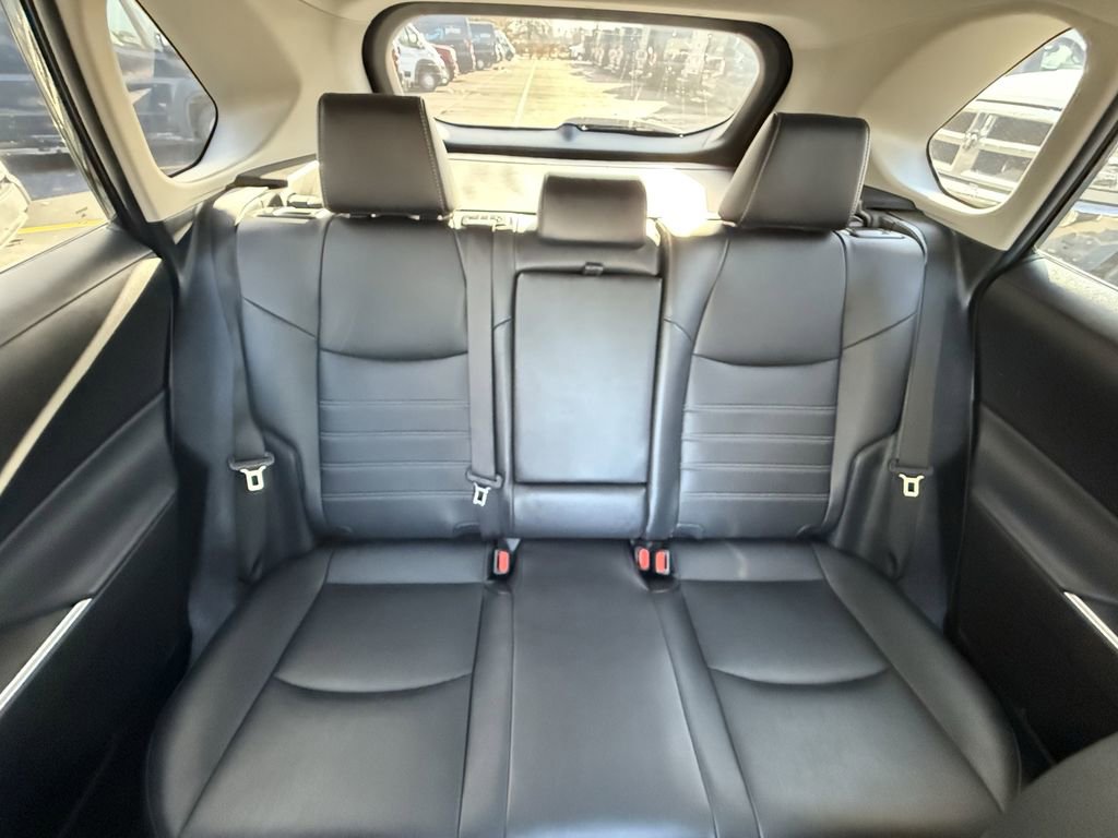 Used 2024 Toyota RAV4 XLE Premium image 22