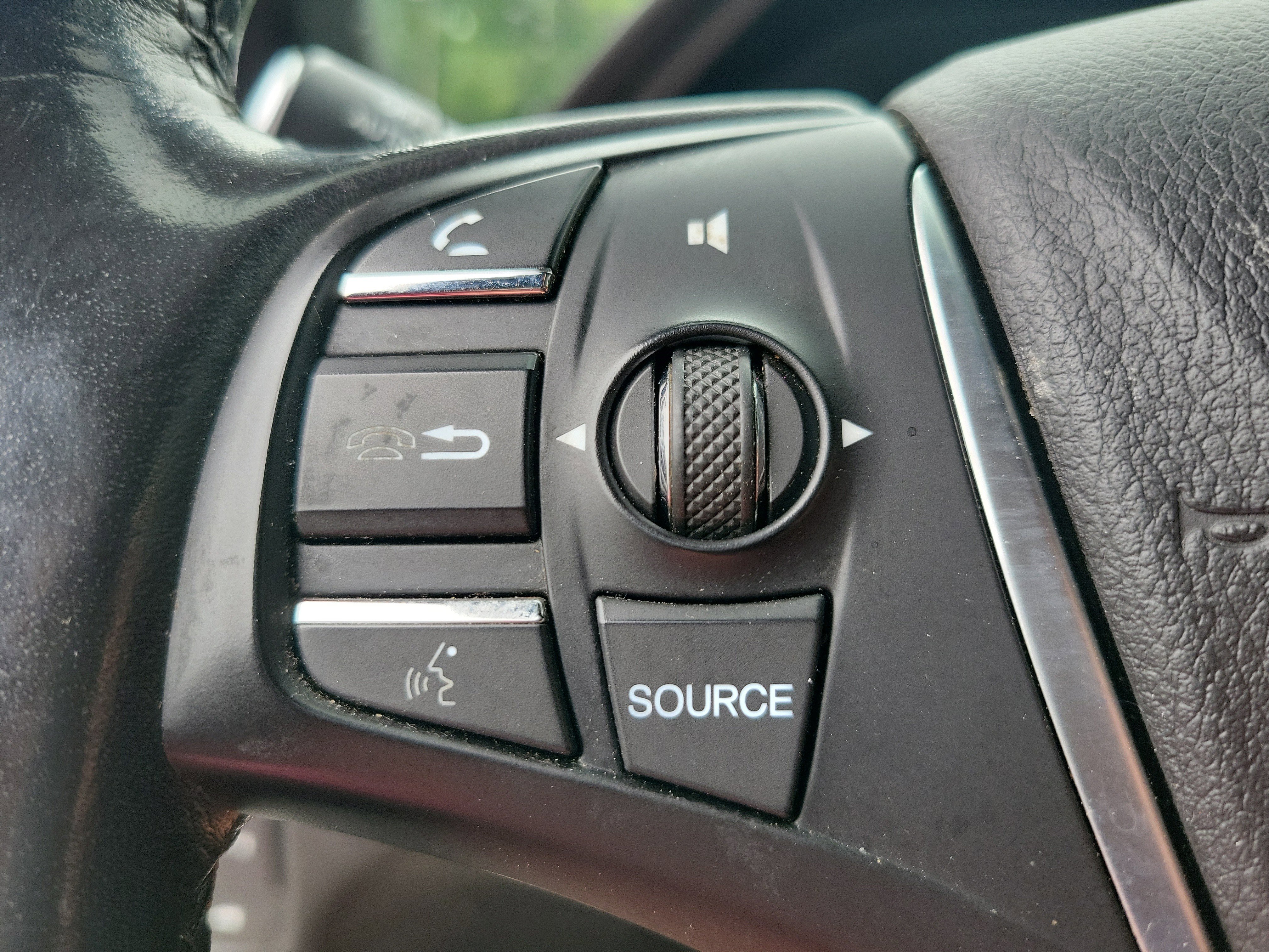 Used 2019 Acura TLX V6 w/ Technology & A-SPEC Pkg FWD image 14