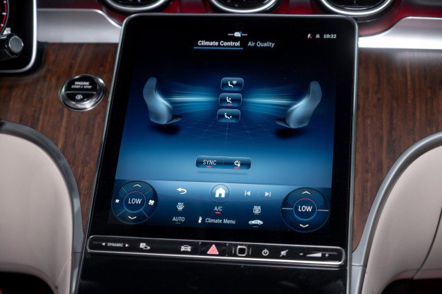 Used 2026 Mercedes-Benz C 300 Sedan image 17