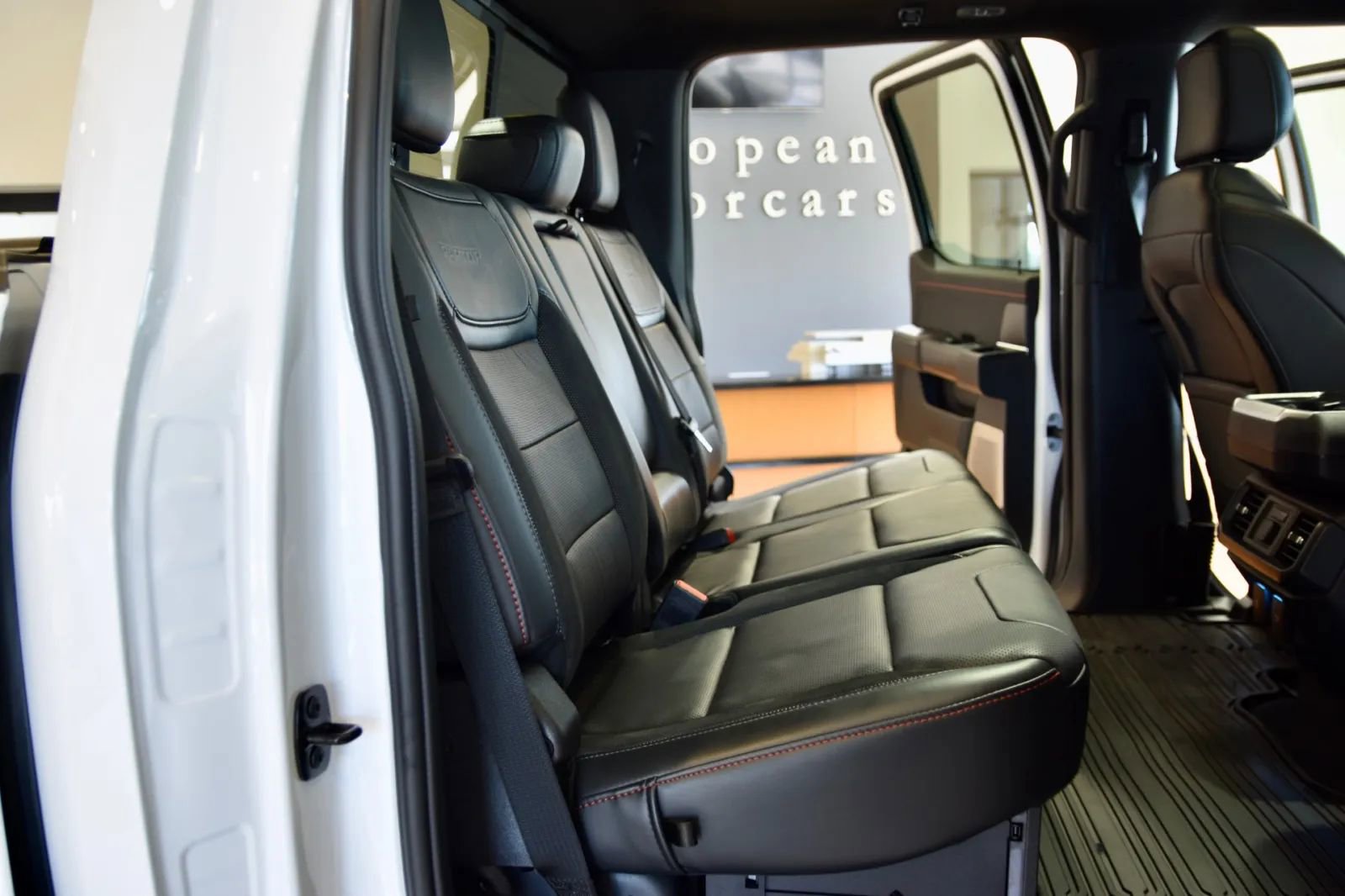 Used 2024 Ford F150 Raptor image 31